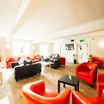 Hotel Oyo White Horse Hotel, East Thirsk