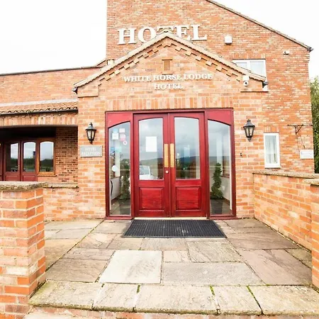 Hotel White Horse 3*