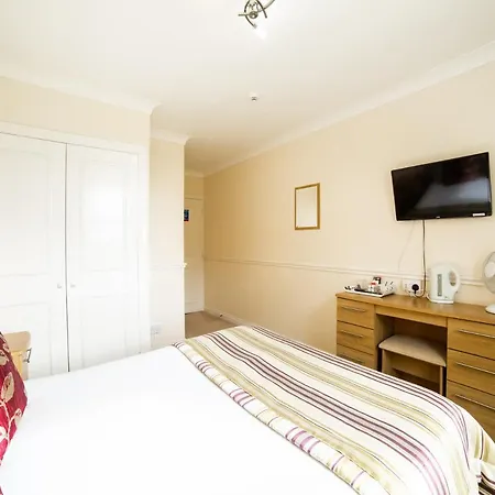 White Horse Hotel 3*