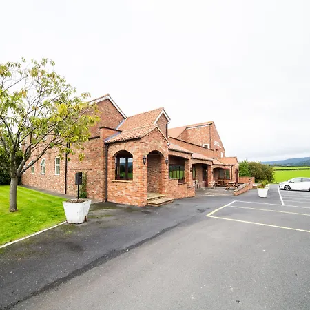 White Horse Hotel 3*