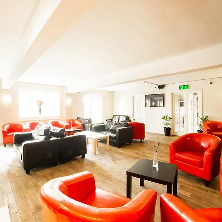 Hotel Oyo White Horse Hotel, East Thirsk