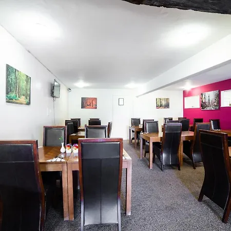 Hotel Oyo White Horse Hotel, East Thirsk