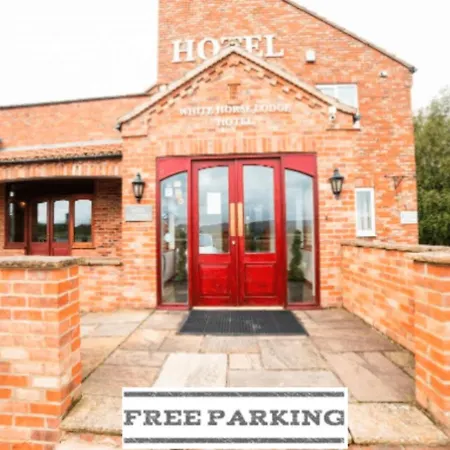 White Horse Hotel 3*